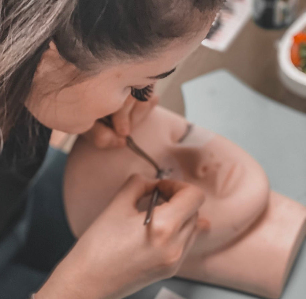 Wimpernverlängerung Grundausbildung